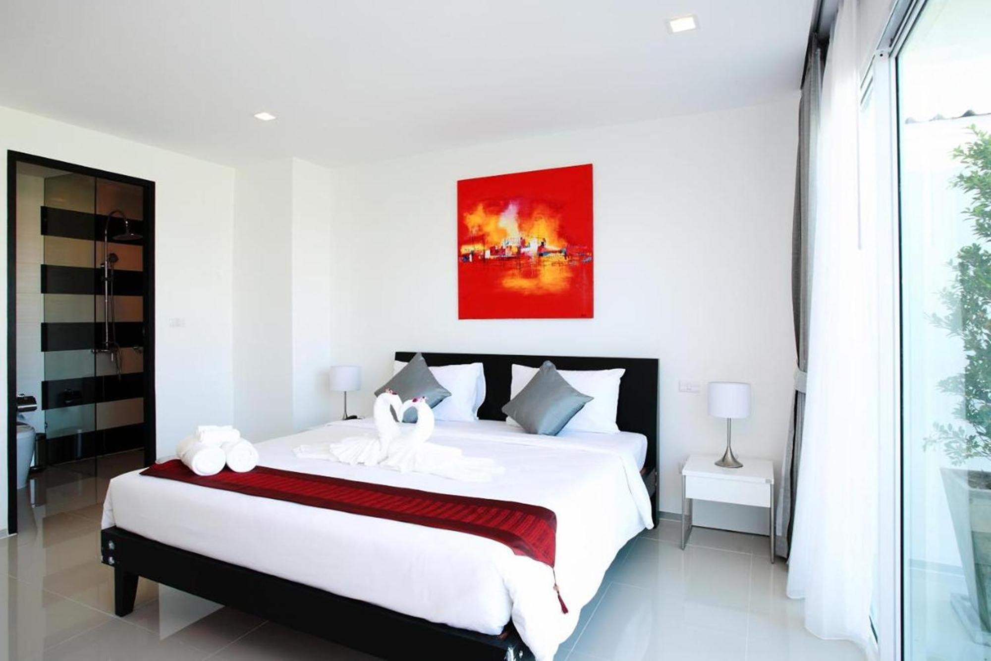 One World One Home Naiharn Hotel Rawai Exterior foto
